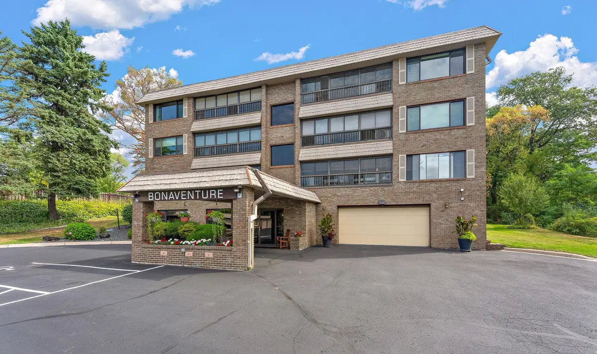 3090 Lexington Avenue N #B5, Roseville, MN 55113 - #1