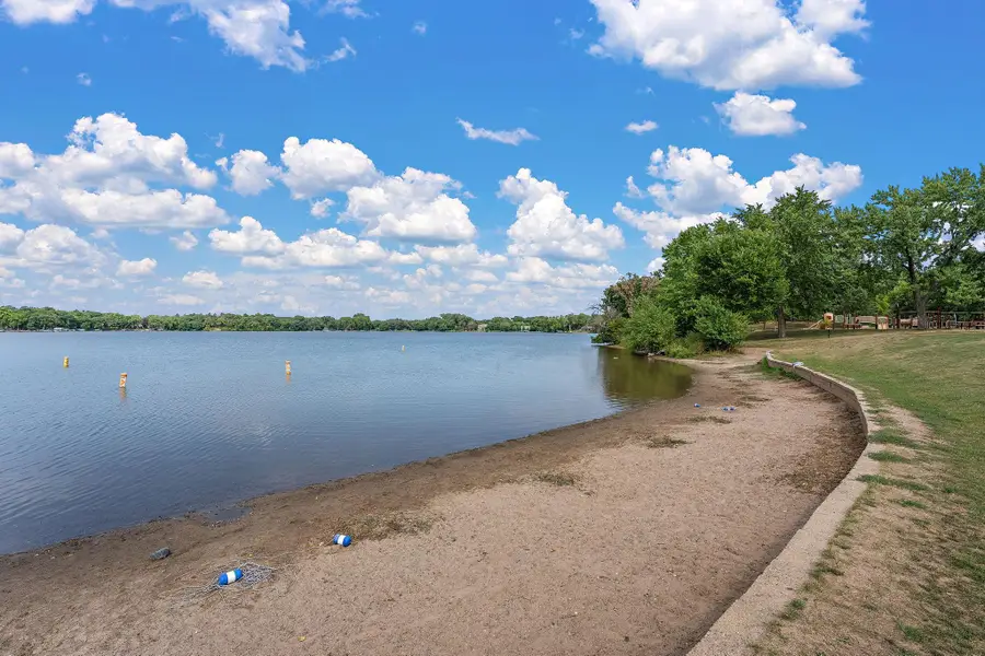 3090 Lexington Avenue N #B5, Roseville, MN 55113 - #2