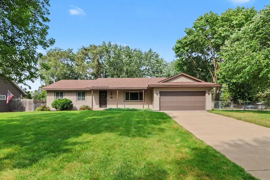 2001 102nd Avenue Nw, Coon Rapids, MN 55433 - #2