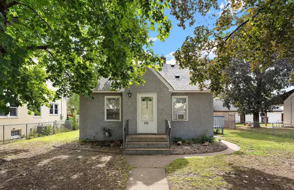 225 Richmond Street W, South Saint Paul, MN 55075