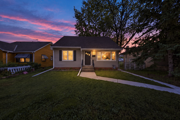 1446 Dale Street N, Saint Paul, MN 55117