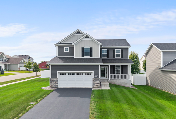18097 Hartlin Avenue, Lakeville, MN 55044