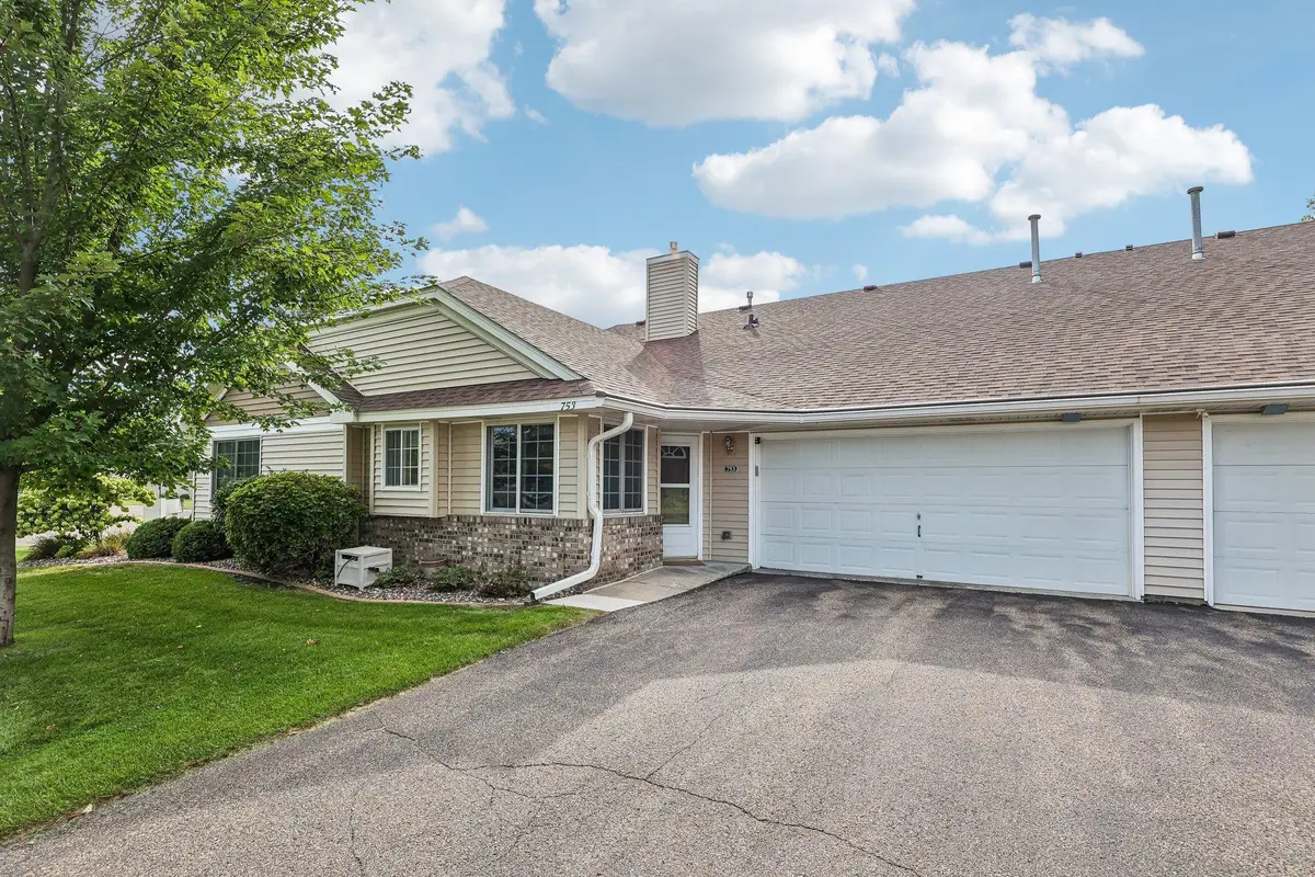753 85th Lane Nw, Coon Rapids, MN 55433 - #1