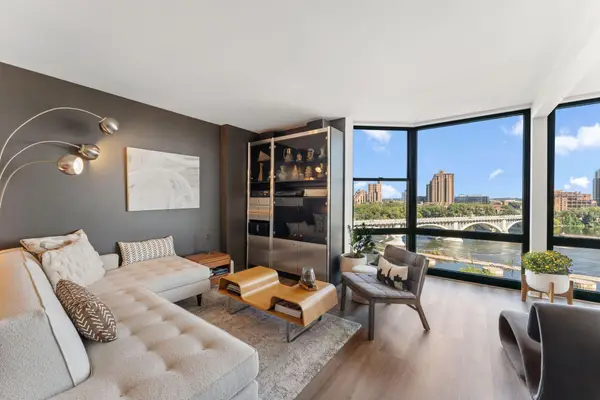 401 1st Street S #912, Minneapolis, MN 55401