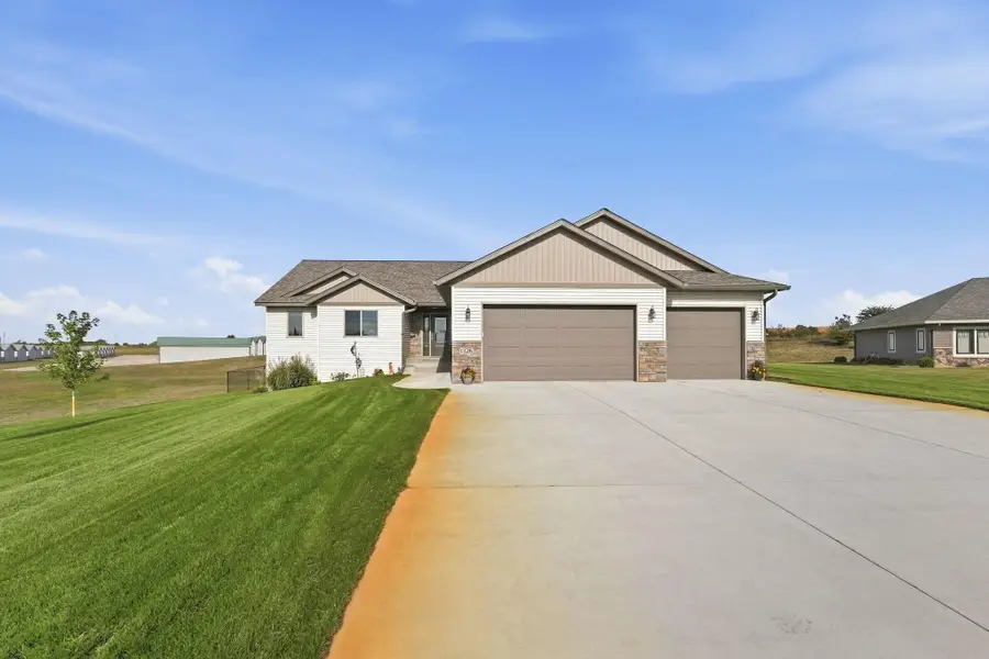 1326 Faith Hill Drive Sw, Alexandria, MN 56308 - #2