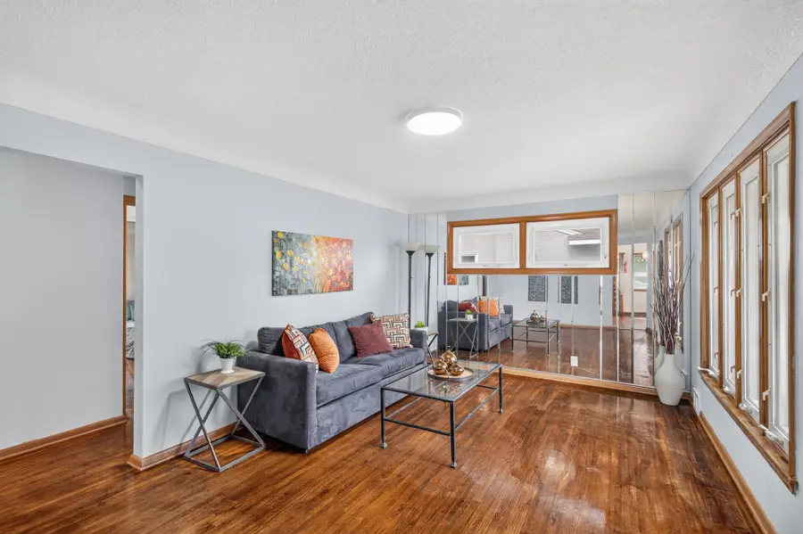 1042 6th Avenue S, South Saint Paul, MN 55075 - #2