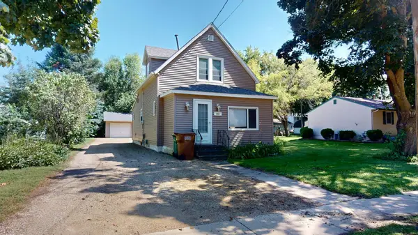 441 Center Avenue S, Glenville, MN 56036