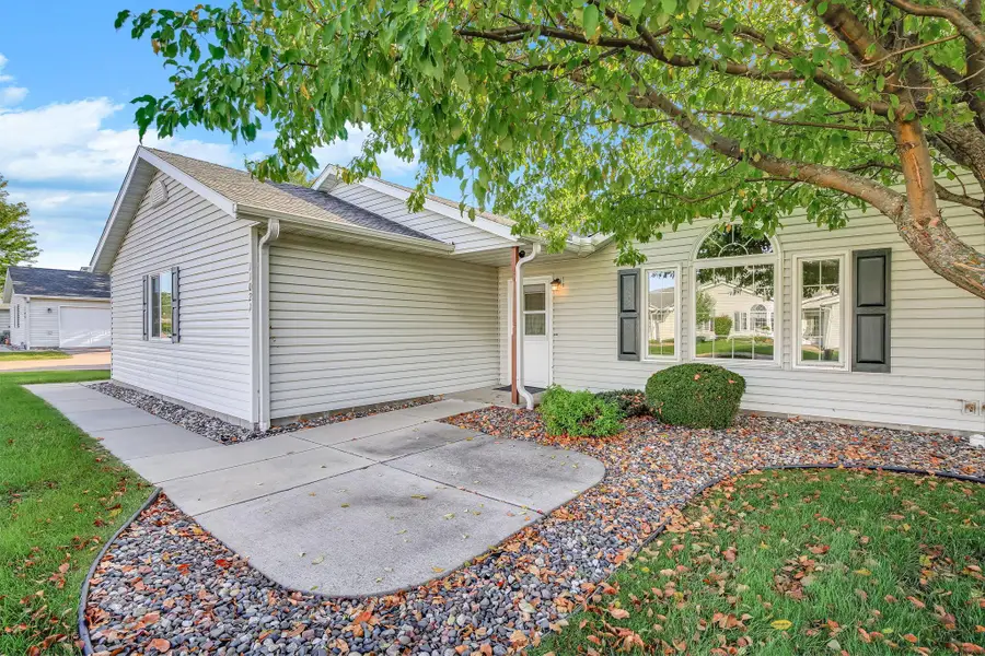 11021 57th Street Ne, Albertville, MN 55301 - #2