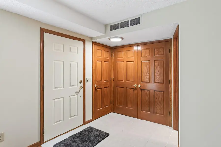 18661 Clear View Court, Minnetonka, MN 55345 - #3