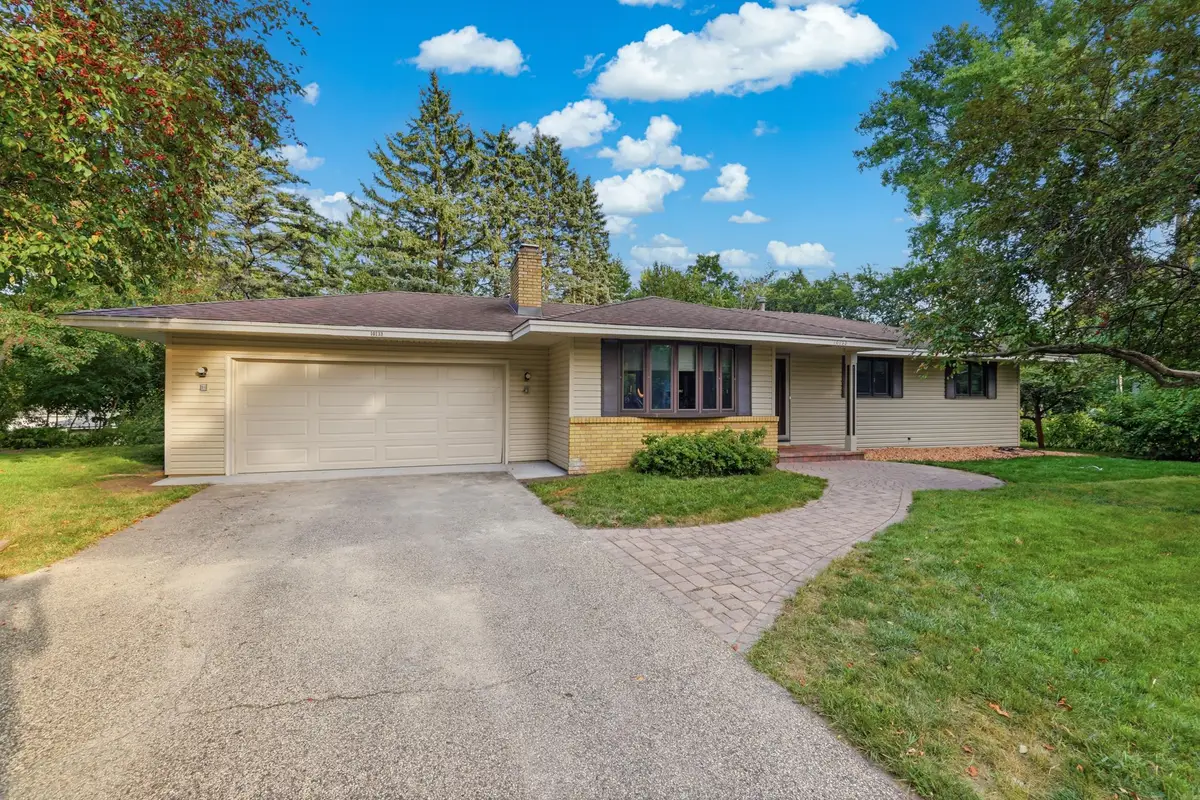 10133 Johnson Circle, Bloomington, MN 55437 - #1