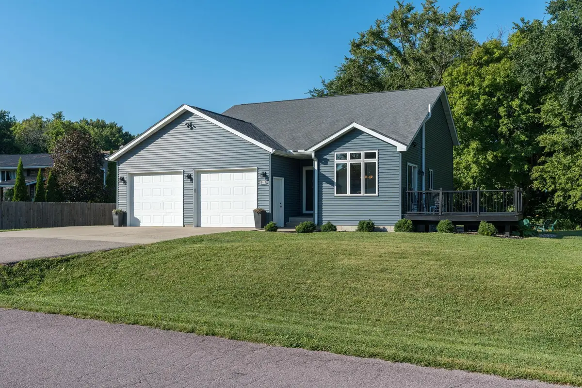 200 Mapleridge Drive, Mankato, MN 56001 - #1