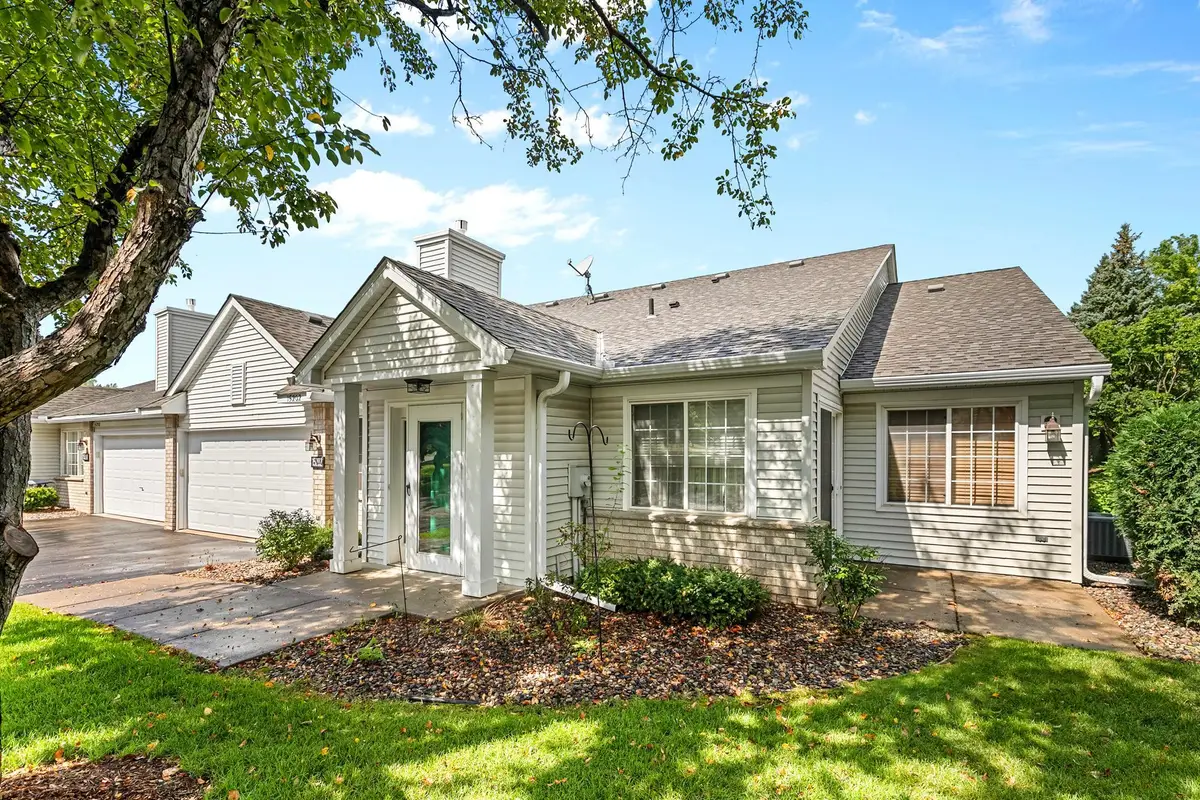 15202 Greenhaven Way, Burnsville, MN 55306 - #1