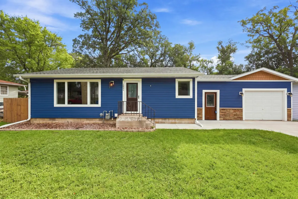 1521 Gary Avenue, Detroit Lakes, MN 56501 - #1