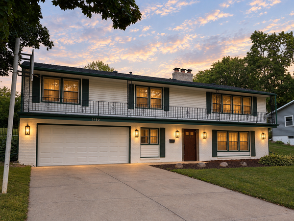 2150 Aquila Avenue N, Golden Valley, MN 55427