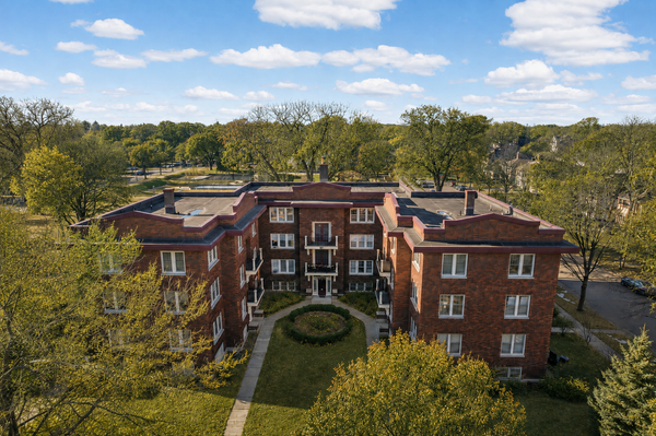 127 Lexington Parkway S #6, Saint Paul, MN 55105