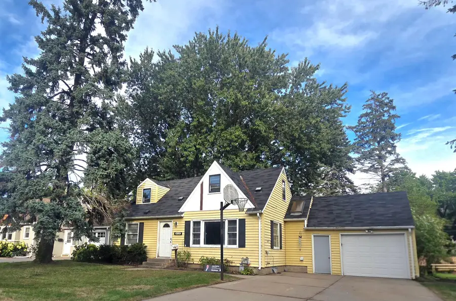 415 Adams Avenue, Edina, MN 55343 - #2