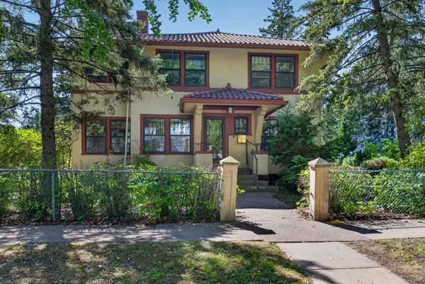 121 Maria Avenue, Saint Paul, MN 55106