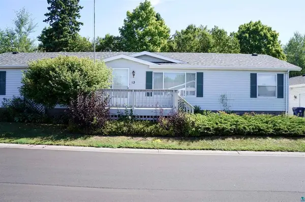 12 Olea Avenue, Duluth, MN 55810