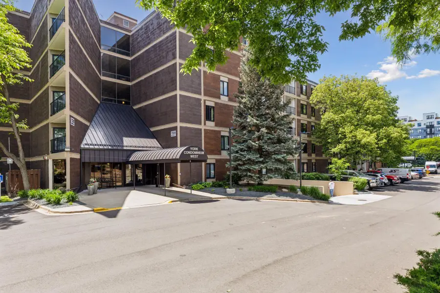 7220 York Avenue S #413, Edina, MN 55435 - #3