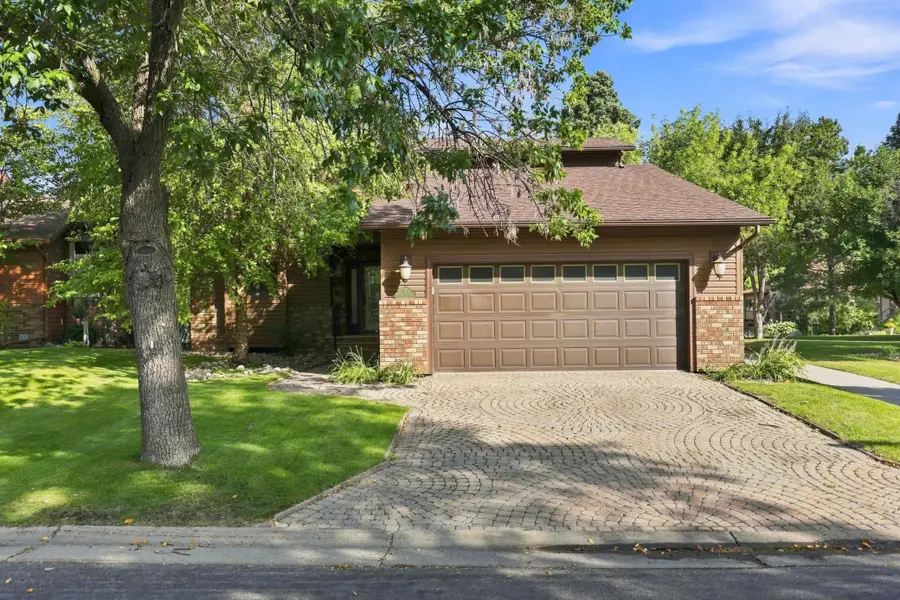 15 Fremont Drive S, Fargo, ND 58103 - #2