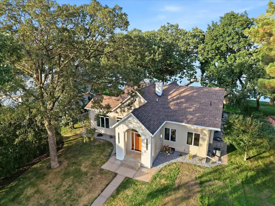 7 S Shore Drive, Forest Lake, MN 55025 - #2