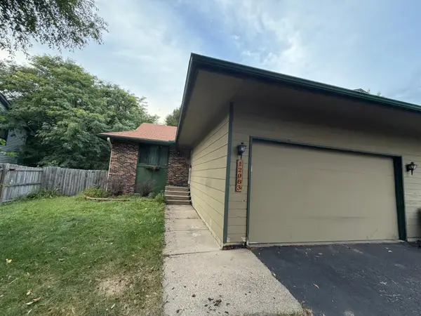 12083 Butternut Street Nw, Coon Rapids, MN 55448