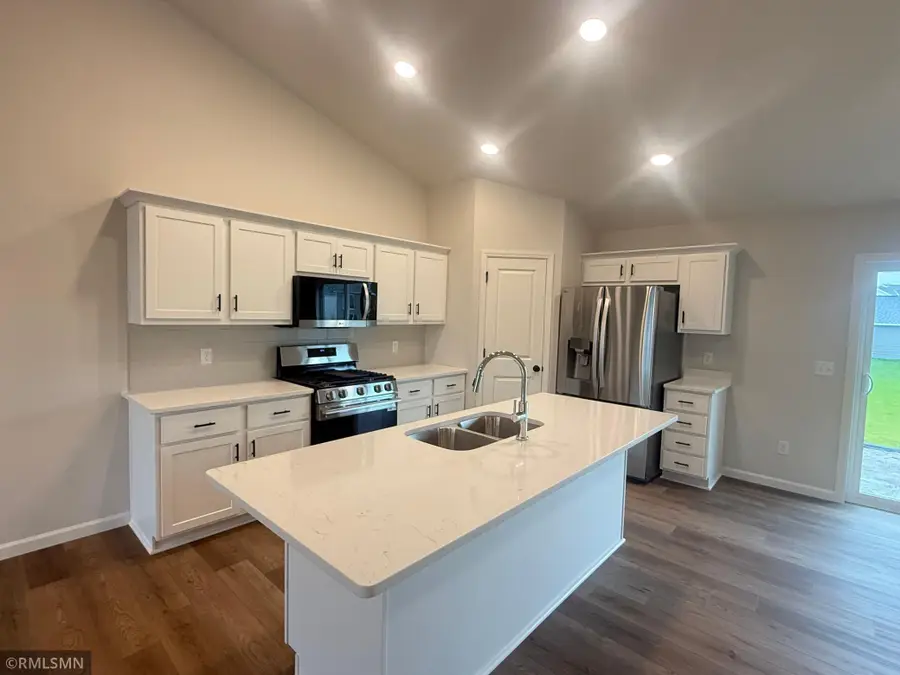 2813 Ivy Avenue Ne, Saint Michael, MN 55376 - #2
