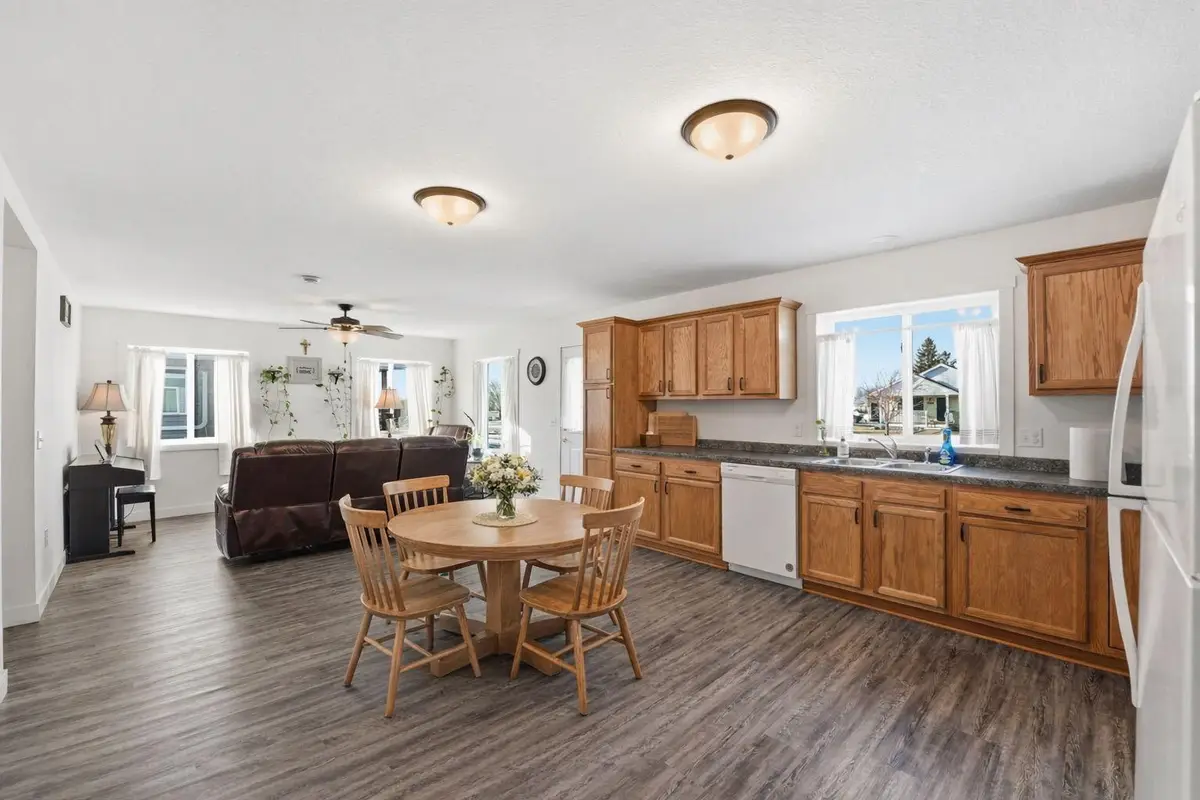 1504 Jasmine Drive, Alexandria, MN 56308 - #1