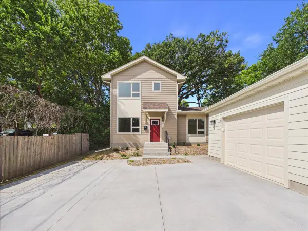 2911 N 4th Street, Minneapolis, MN 55411