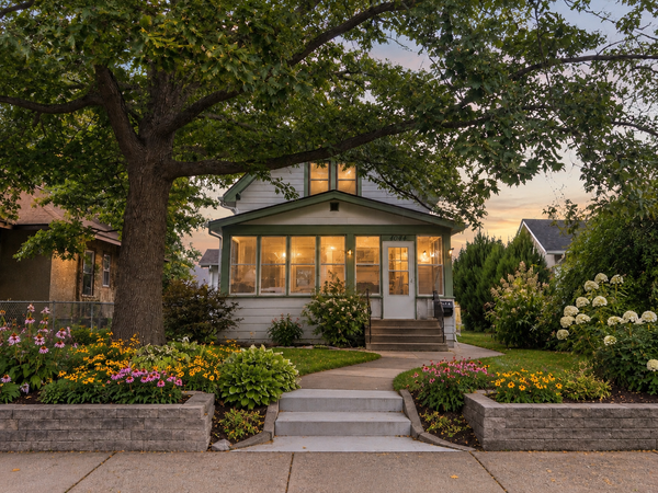 4044 31st Avenue S, Minneapolis, MN 55406
