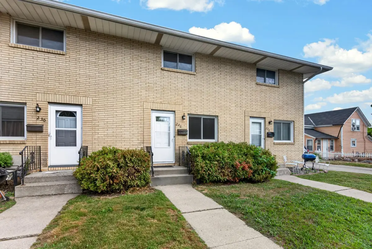 226 Minnesota Street S, Shakopee, MN 55379 - #1