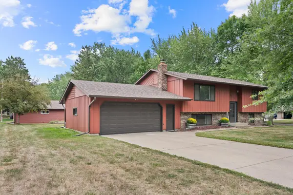 1016 3 1/2 Avenue N, Sauk Rapids, MN 56379
