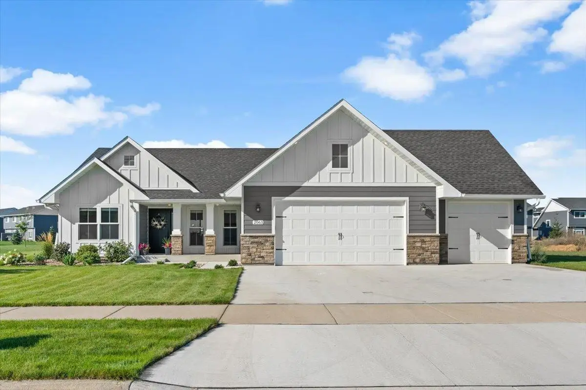 2063 Sandstone Loop N, Sartell, MN 56377 - #1
