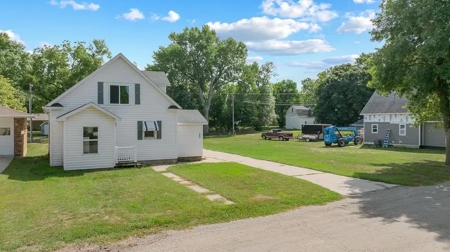 303 S Brook Street, Hendricks, MN 56136 - #3