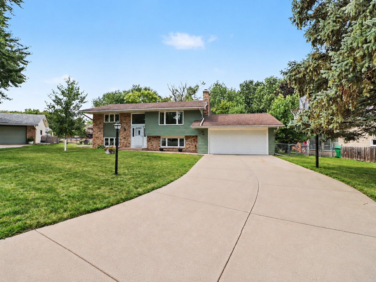 4833 Ensign Avenue N, Brooklyn Park, MN 55428 - #1