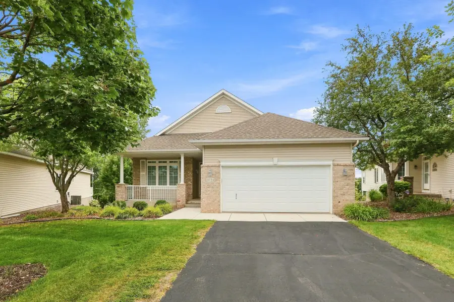 3721 Crossridge Way, Rosemount, MN 55068 - #2
