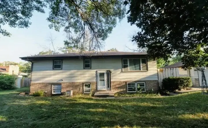 2741 109th Avenue Nw, Coon Rapids, MN 55433 - #2