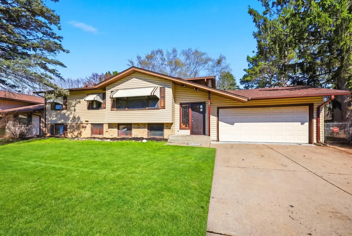 182 N Faye Street, Saint Paul, MN 55119 - #1