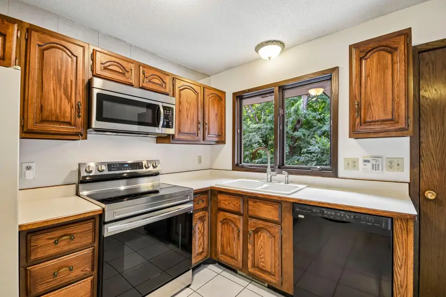 10645 Xerxes Avenue S, Bloomington, MN 55431 - #2