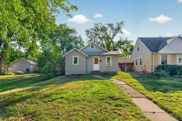 2841 Blackstone Avenue, Saint Louis Park, MN 55416