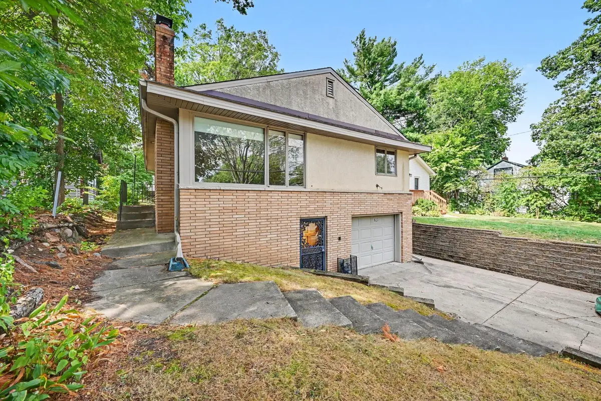 623 Griggs Street S, Saint Paul, MN 55116 - #1