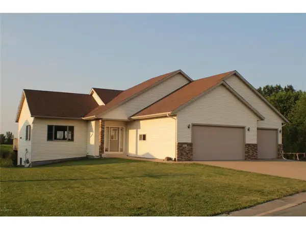463 Sierra Lane Nw, Eyota, MN 55934