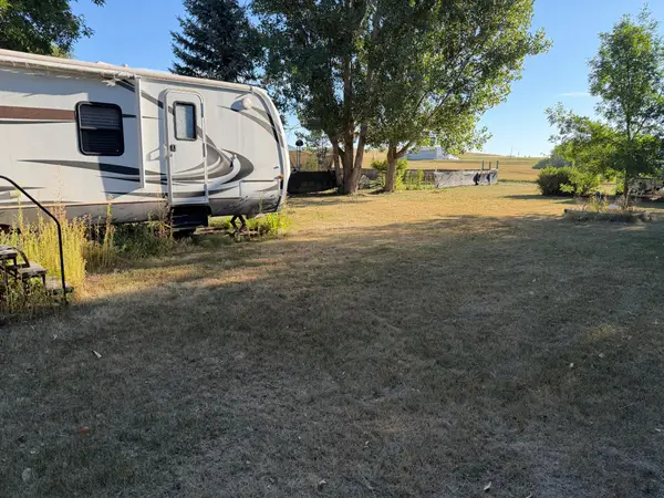 224 Eikren Drive, Alexander, ND 58831