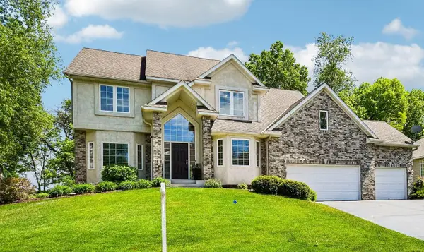 8813 Woodhill Drive, Savage, MN 55378