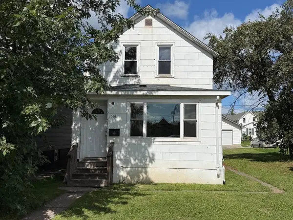 215 6th Street S, Virginia, MN 55792