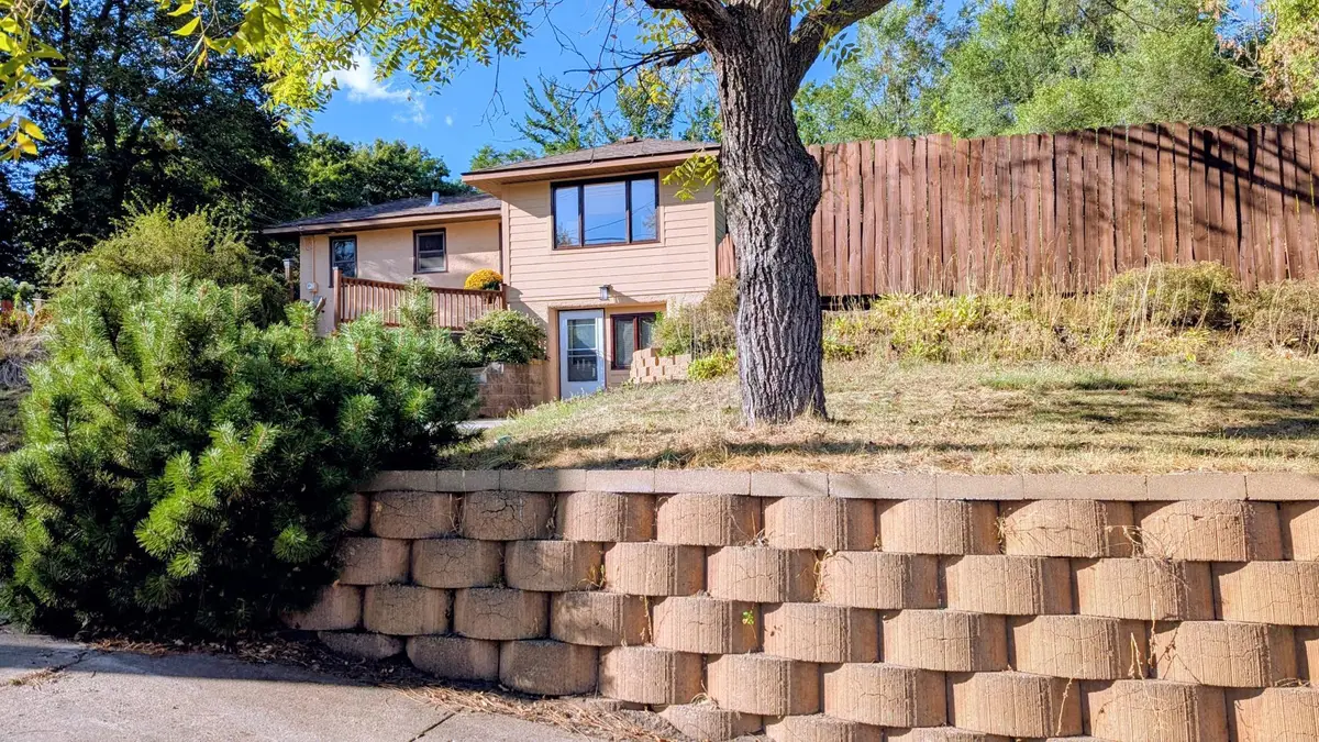 4095 66th Street E, Inver Grove Heights, MN 55076 - #1