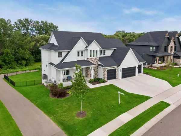 16865 46th Avenue N, Plymouth, MN 55446