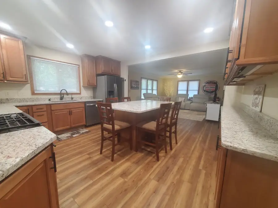 610 7th Street N, New Ulm, MN 56073 - #2
