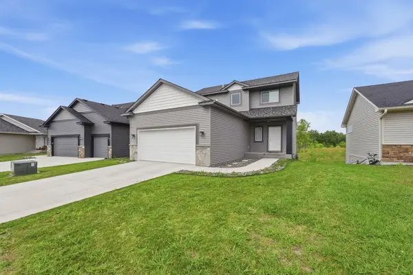 977 45th Avenue Ne, Saint Cloud, MN 56304