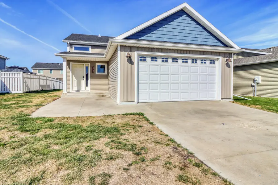5739 61st Street S, Fargo, ND 58104 - #2